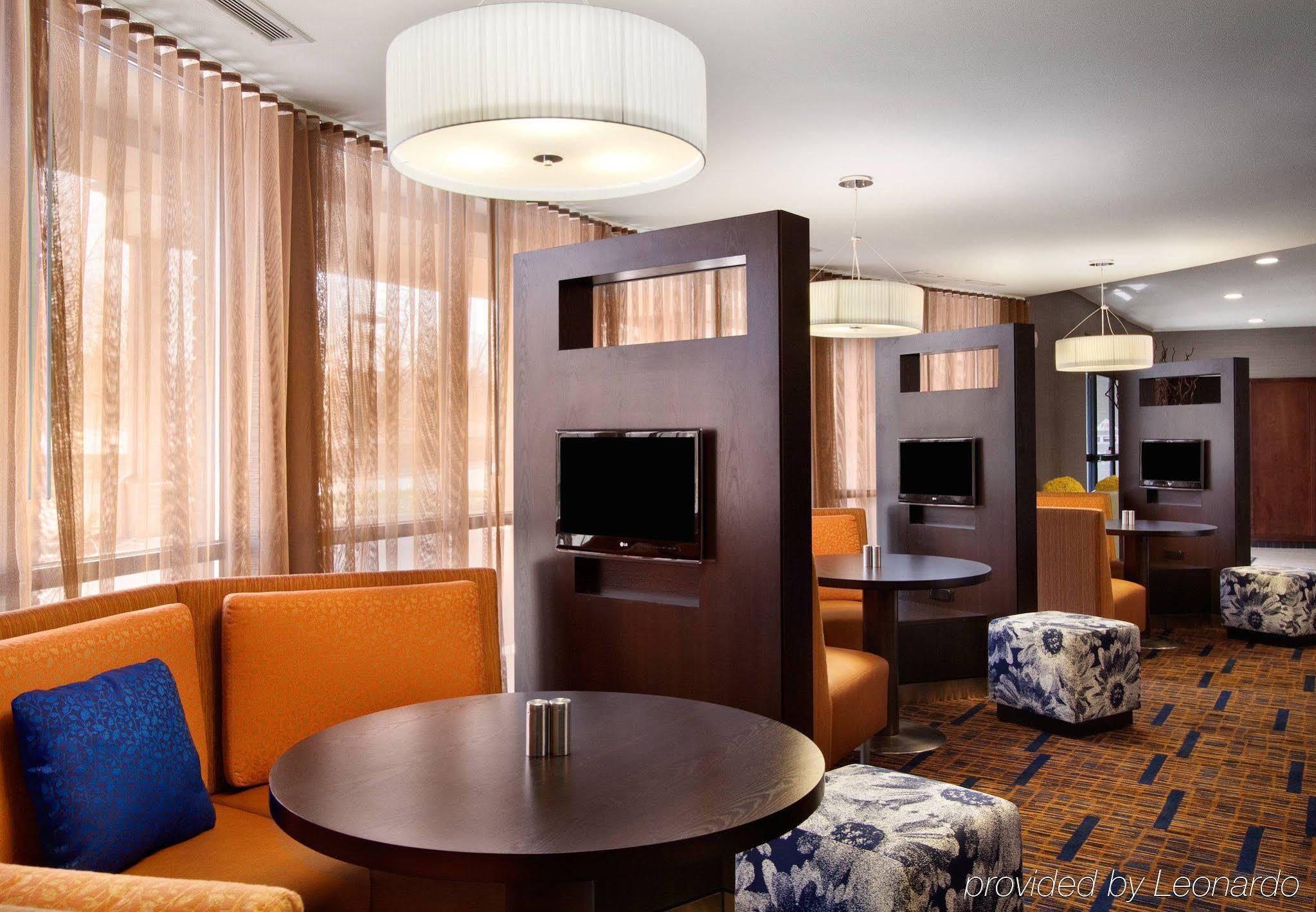 Courtyard By Marriott West Orange Hotel Exterior photo